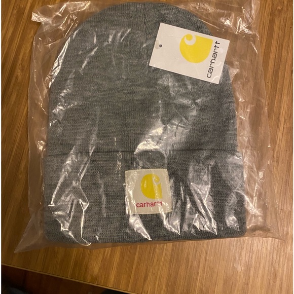 Grey Carhartt Beanie NWT - Picture 3 of 4